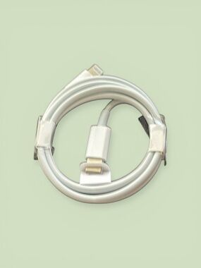 USB c to lightning cord